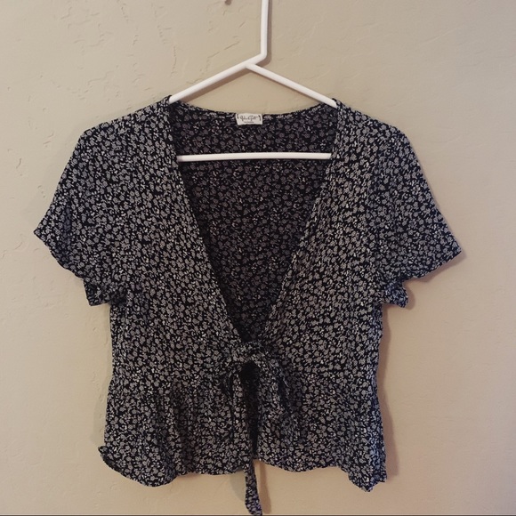 Brandy Melville Tops - J GALT FLORAL TIE TOP